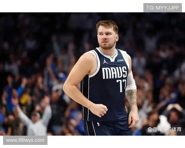 詹姆斯谈东契奇受伤：新秀表现超乎预期